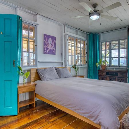 Saigon Bay Bed & Breakfast ボカス・タウン エクステリア 写真
