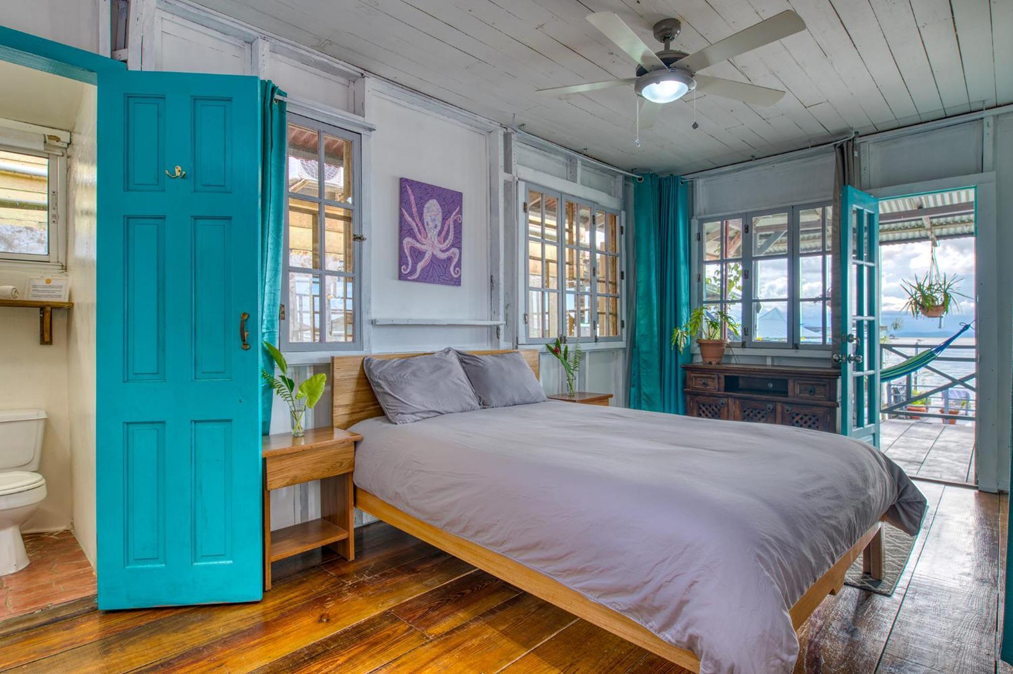 Saigon Bay Bed & Breakfast ボカス・タウン エクステリア 写真
