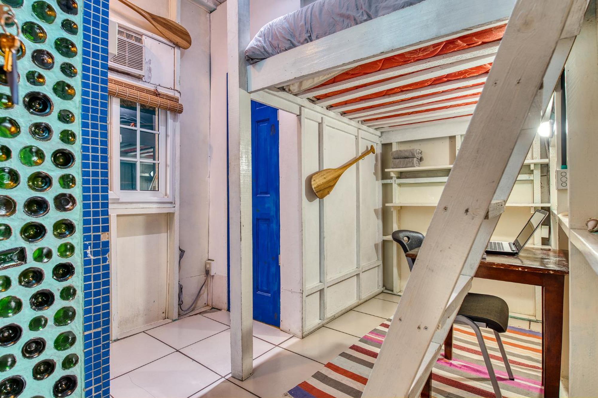 Saigon Bay Bed & Breakfast ボカス・タウン エクステリア 写真
