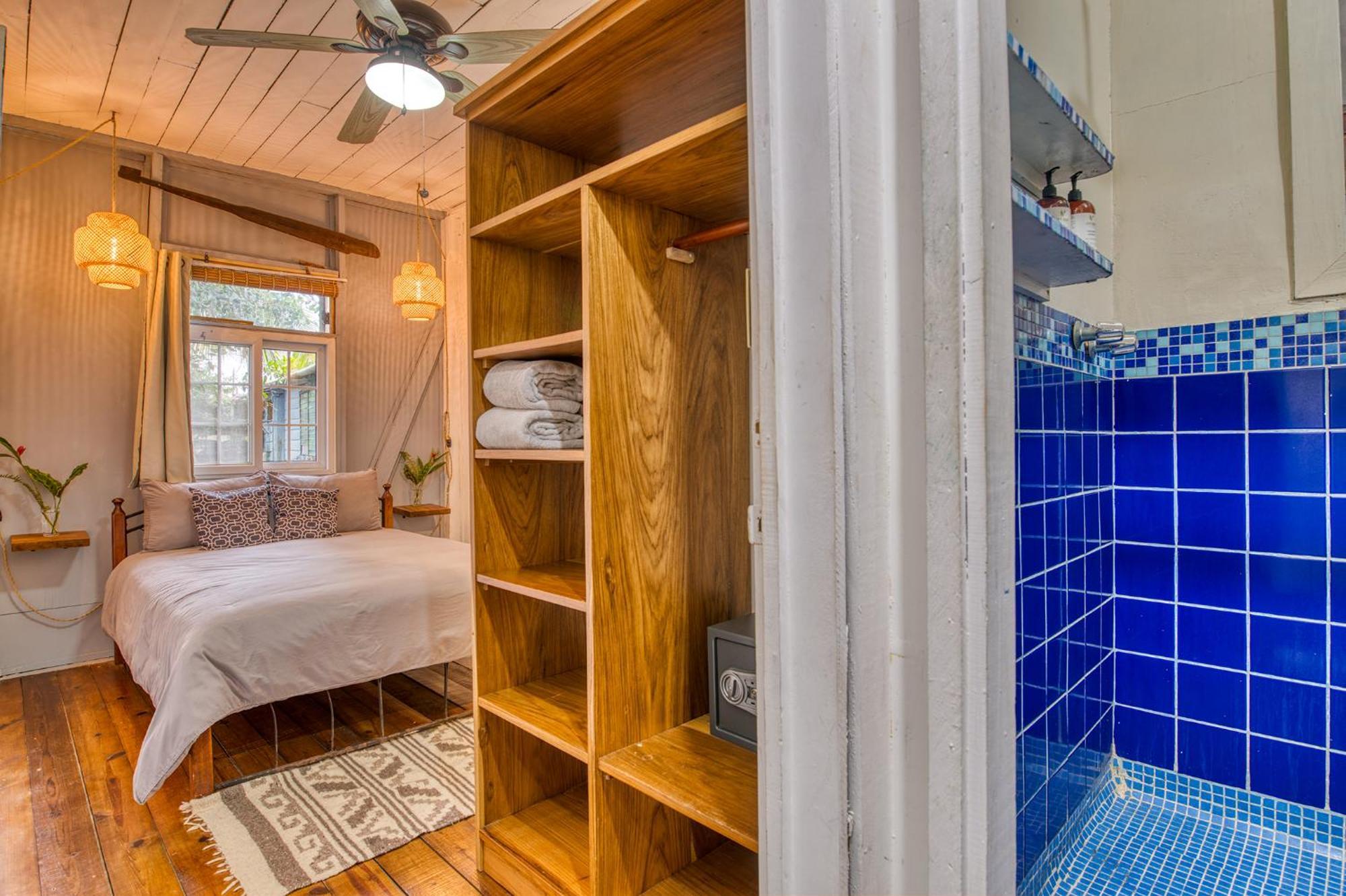 Saigon Bay Bed & Breakfast ボカス・タウン エクステリア 写真