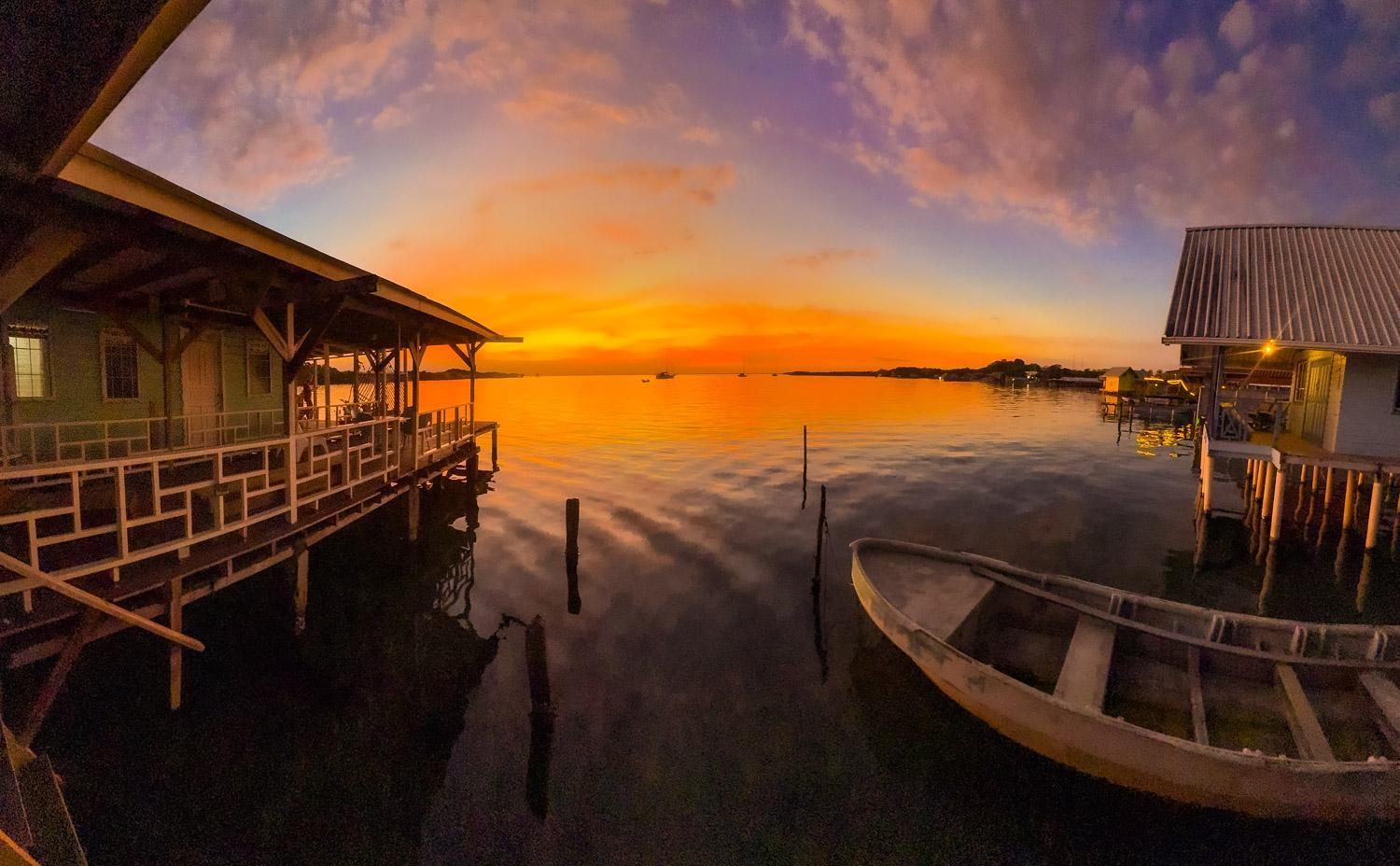 Saigon Bay Bed & Breakfast ボカス・タウン 部屋 写真